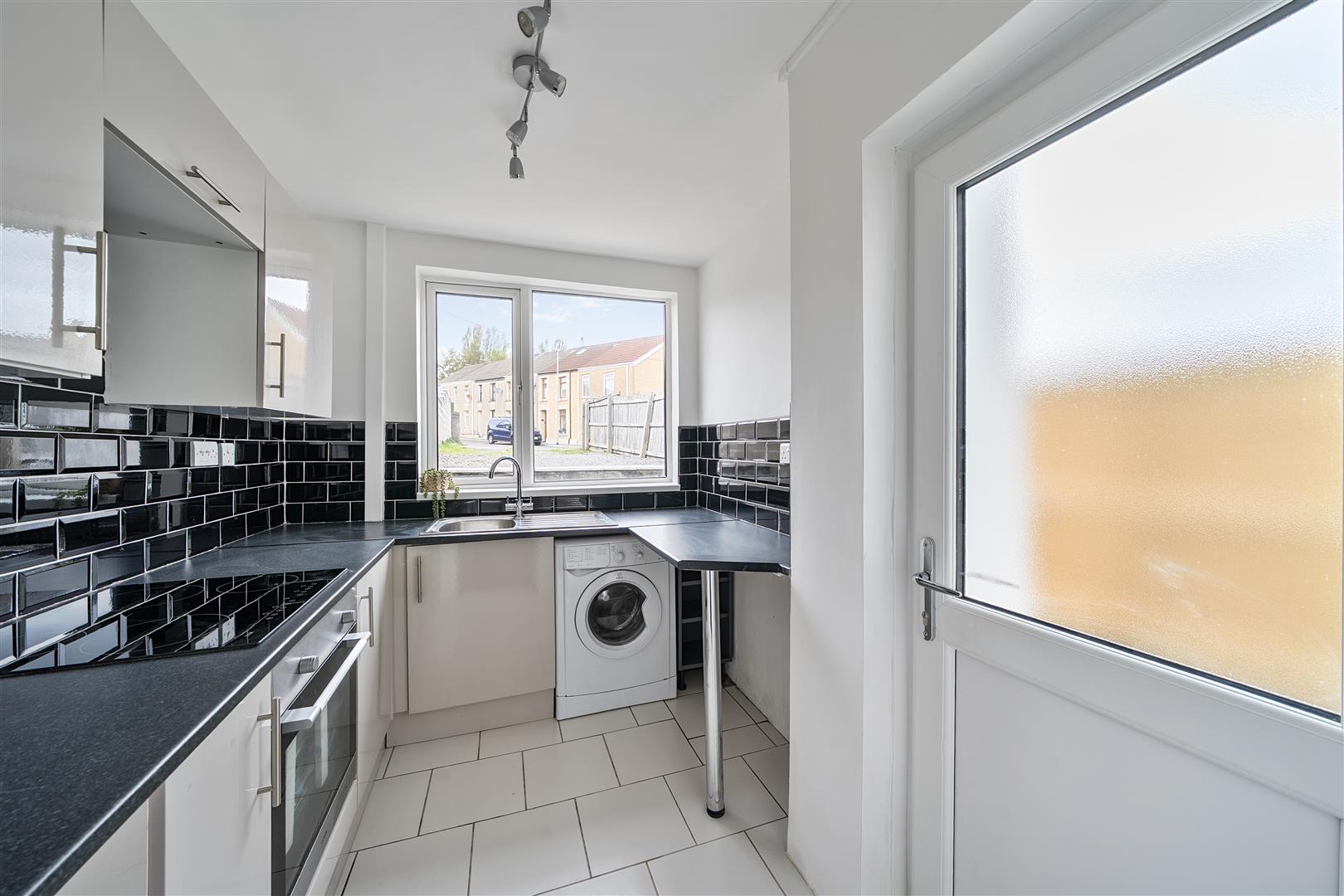 Clydach Road, Morriston, Swansea, SA6 6QB